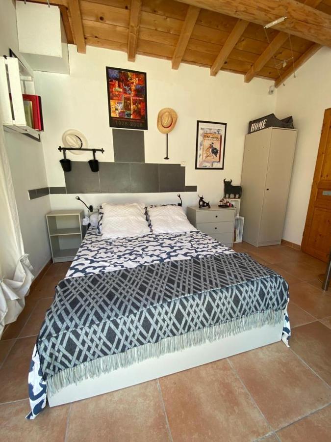 Au Mazet Du Parc Bed & Breakfast Lédenon Dış mekan fotoğraf